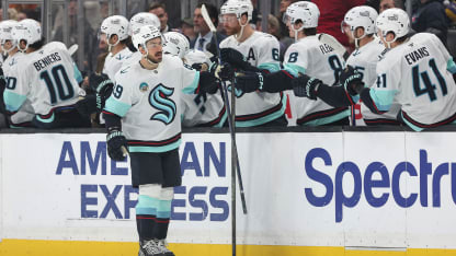 SEA@LAK: Gaudreau scores goal against Pheonix Copley