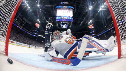 NYI@CBJ: Sillinger scores empty-net goal