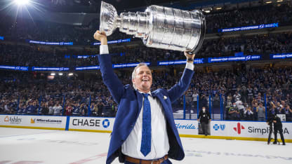 Jon Cooper TBL lifting cup 2021