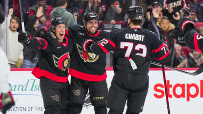 Perron celebrates goal OTT