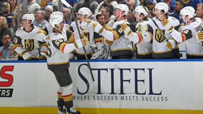 Kolesar prende la pizarra