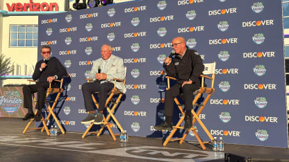 gretzky-winter-classic-panel