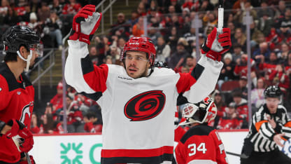 CAR@NJD: Stankoven scores goal against Jake Allen