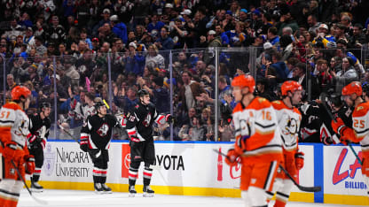 Thompson capitalizes on the turnover