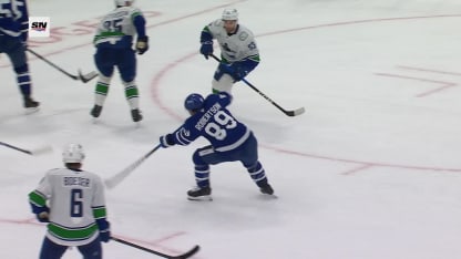 VAN@TOR: Robertson scores PPG against Kevin Lankinen