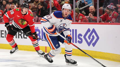 Edmonton Oilers v Chicago Blackhawks