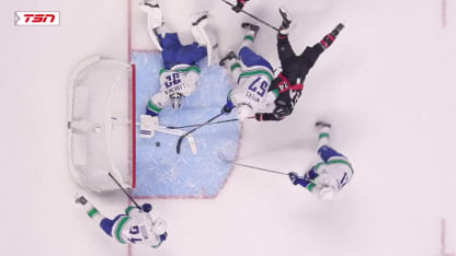 Lankinen keeps the puck out