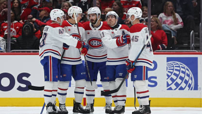 MTL@WSH: Gallagher scores goal against Logan Thompson