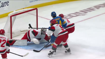 CAR@STL: Dvorsky scores goal against Brandon Bussi