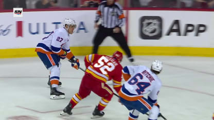 Lee nets his 300th goal