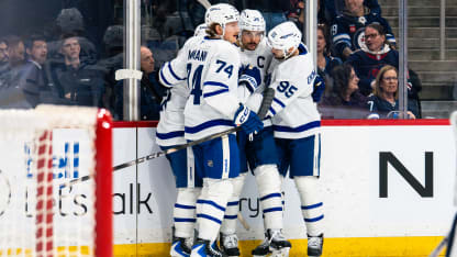 Matthews rings it off the post and in