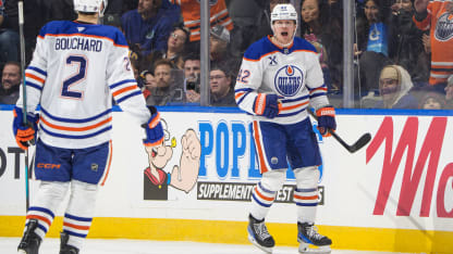 EDM@VAN: Kapanen scores goal against Nikita Tolopilo