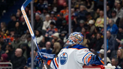 Jarry holds Canucks scoreless