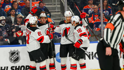 NJD@EDM: Glass scores goal against Tristan Jarry