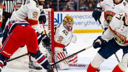 Tarasov denies Scheifele with the pad