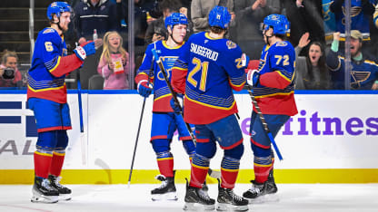 Snuggerud complète le tic-tac-toe en fin de match