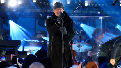 Tim McGraw performs intermission 2026 Stadium Series