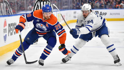 Toronto Maple Leafs v Edmonton Oilers