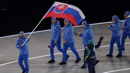 oly sk tatar flag bearer