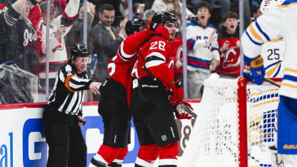 Meier jams one home for the Devils