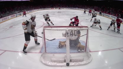 VGK@WSH: Dubois scores goal against Akira Schmid