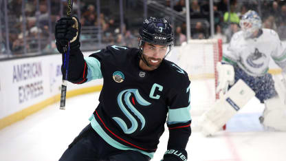 Eberle cashes in on the breakaway