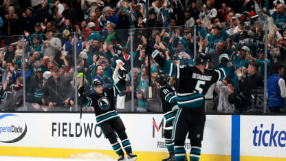 MTL@SJS: Gaudette scores empty-net goal