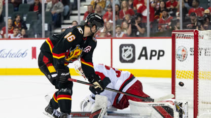 Farabee strikes again on a breakaway