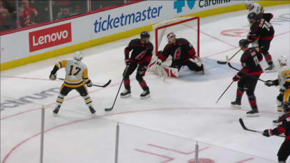 Rust's second ties it up late in the 3rd