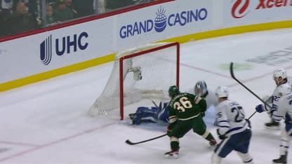 TOR@MIN: Stolarz with a great save against Mats Zuccarello