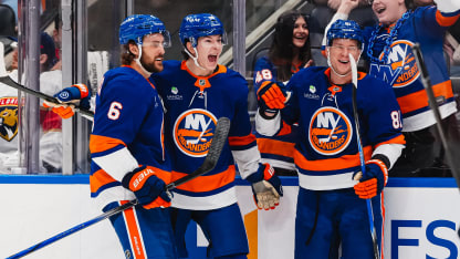 New York Islanders playing with energy on track to Stanley Cup Playoffs