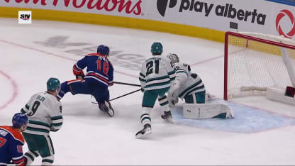 Hyman pops the rebound home