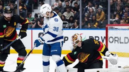 Hagel goes top shelf