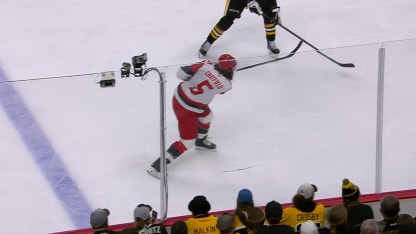 CAR@PIT: Chatfield scores goal against Stuart Skinner