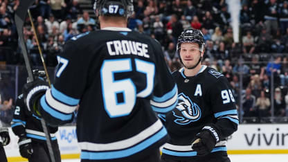 Crouse lights the lamp again