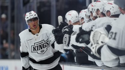 LAK@UTA: Byfield scores goal against Karel Vejmelka