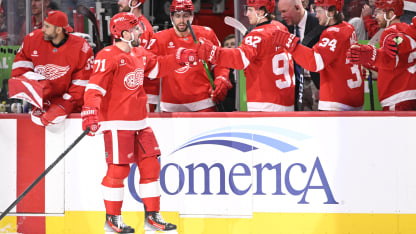 Larkin cashes in on the power play