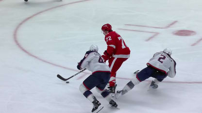 Faulk's spectacular solo effort