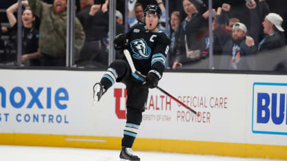 Edmonton Oilers Utah Mammoth game recap April 7 2026