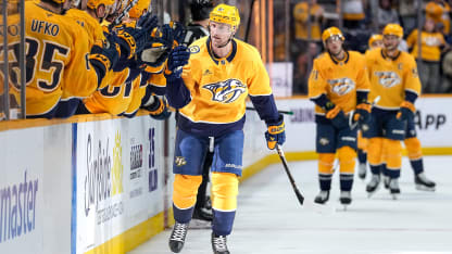 Stamkos opens scoring with 40th of the season