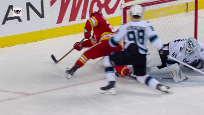 Vanecek makes a split save