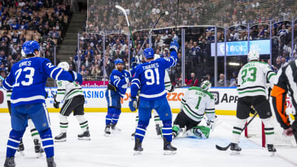 Tavares cashes in on the man advantage