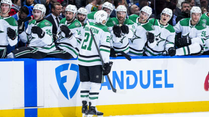 Robertson tallies his 45th of the season