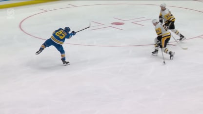 PIT@STL: Mailloux scores goal against Stuart Skinner