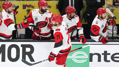 hall-bench-celly
