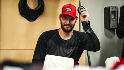 Brandon Bussi gets emotional after parents react to Game 4