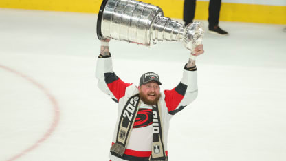 Deslauriers Cup