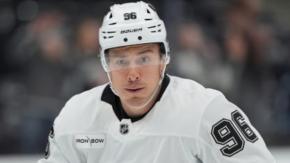 Kuzmenko signs with PIT