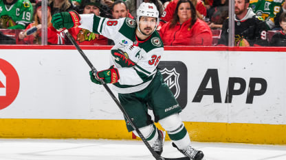 Mats Zuccarello Corey Perry sign one-year contracts with Los Angeles Kings