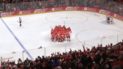 Kane passes Modano on Chiarot goal